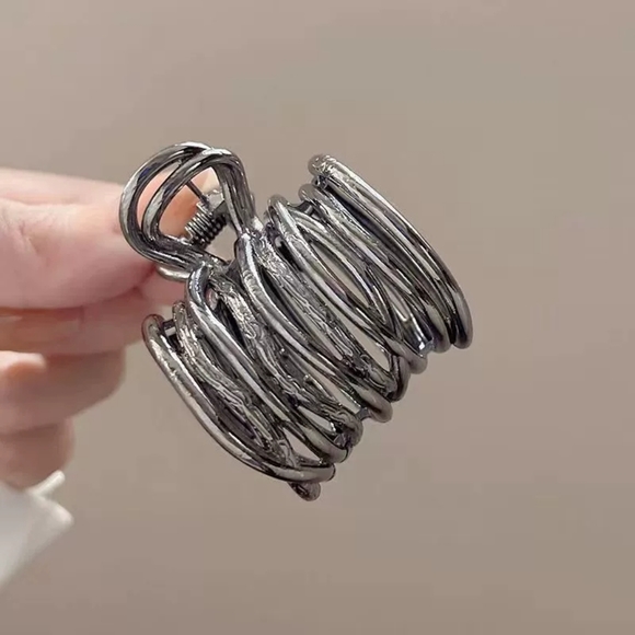 NEW! Hair Accessories - Picture 4 of 6